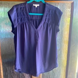 DR2 women’s blouse in Navy, size L